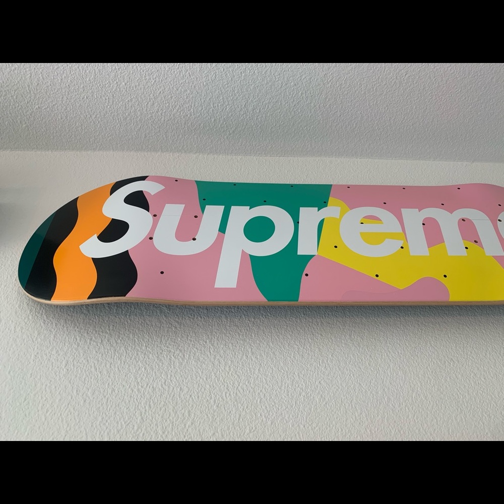 Supreme Mendini Skateboard Deck Pink - Picture 2 of 5
